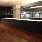 Προθήκες κατακόρυφης ανύψωσης