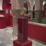 Προθήκες με αποσπώμενο υαλοπίνακα