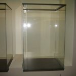 Προθήκες με εμφανή μηχανισμό