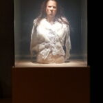 Προθήκη Ομοιώματος Μεσολιθικού Ανθρώπου “Αυγή”